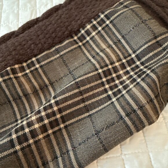 Gabby Isabella Brown Cable Knit Plaid Sleeve Button Front Cropped Cardigan Sweat - Picture 11 of 12